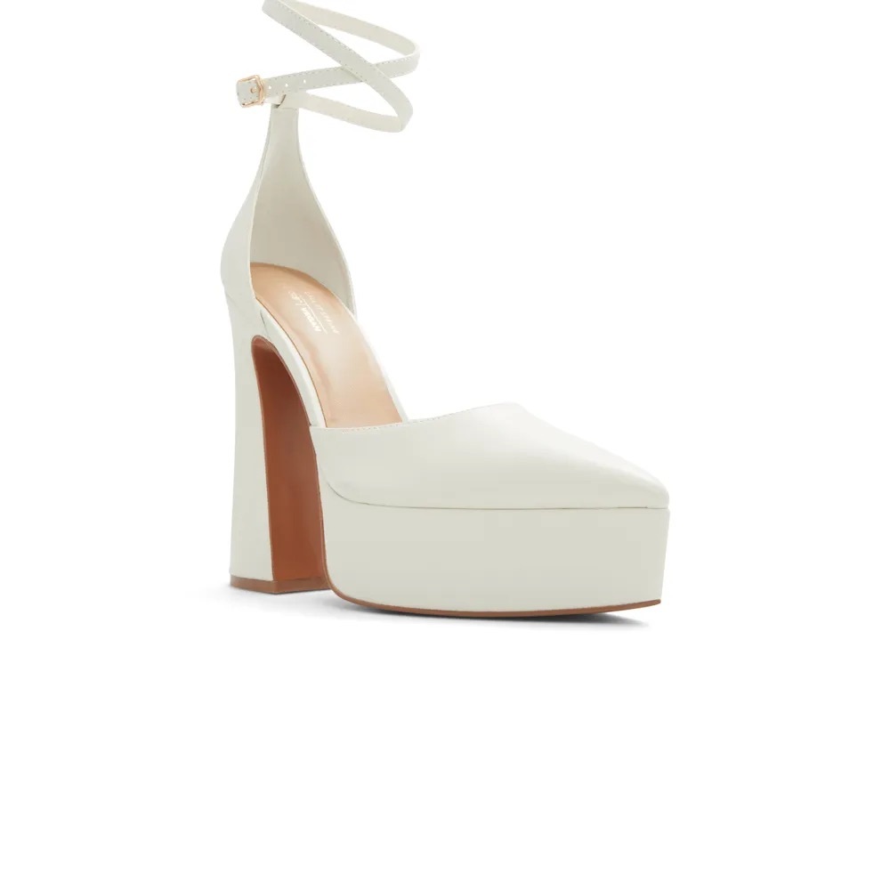 Call it Spring Rebelle Platform high heels size 7